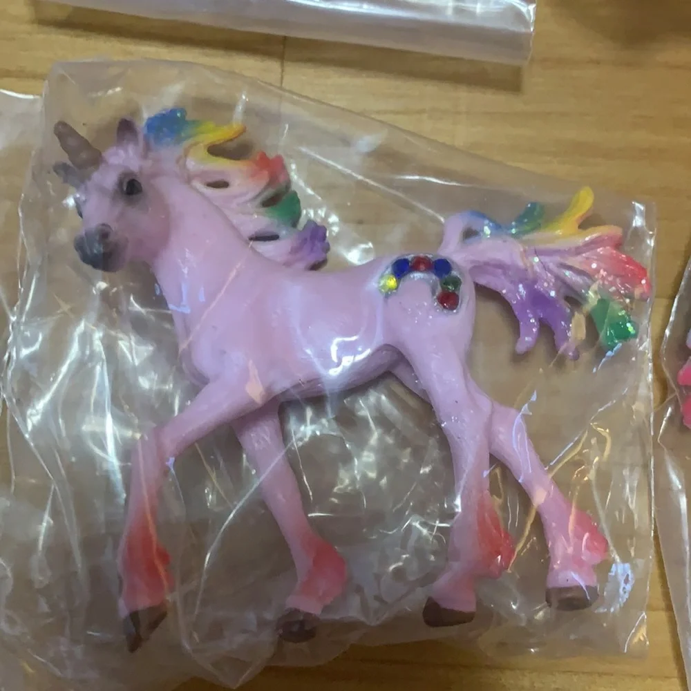 New 8 Unicorn figures collection - cake toppers - rainbow - figures